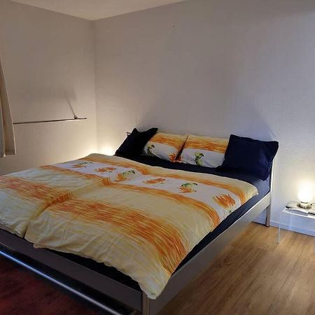 Neb-Thun Einigen, Wohnung Am See Spiez Dış mekan fotoğraf