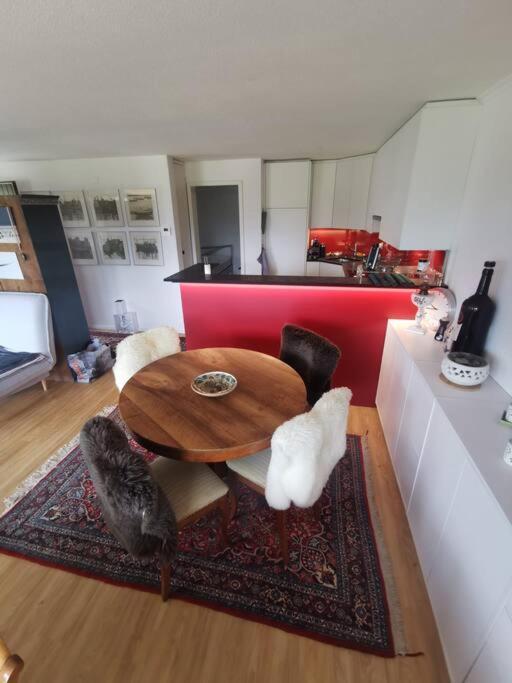 Neb-Thun Einigen, Wohnung Am See Spiez Dış mekan fotoğraf