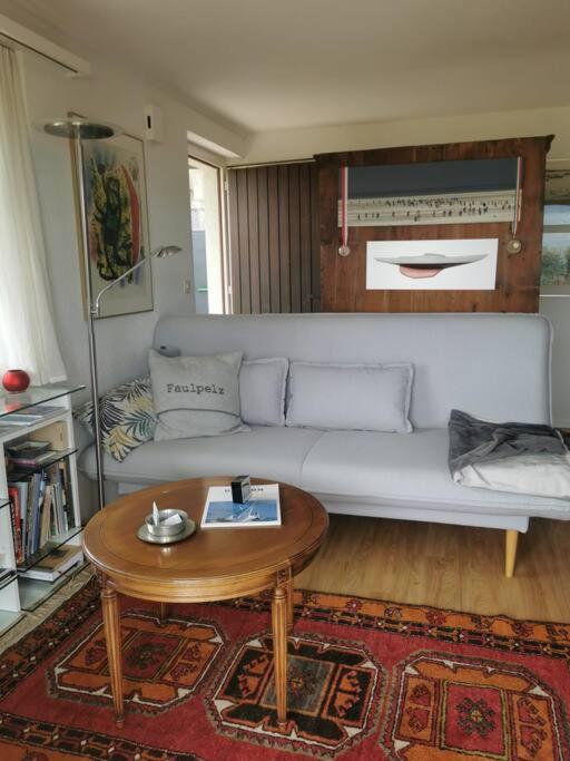 Neb-Thun Einigen, Wohnung Am See Spiez Dış mekan fotoğraf